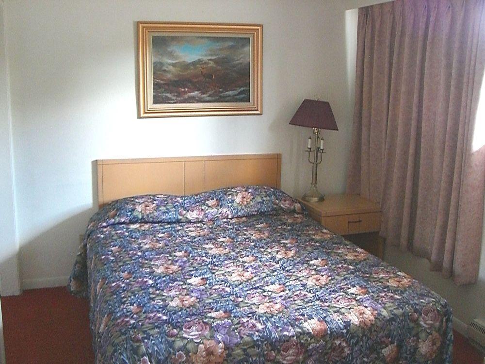 A-1 Alberni Inn 포트알버니 외부 사진