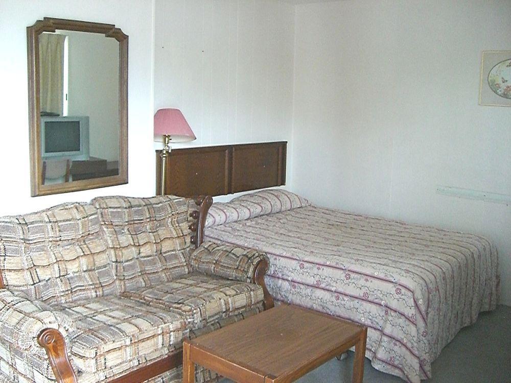 A-1 Alberni Inn 포트알버니 외부 사진