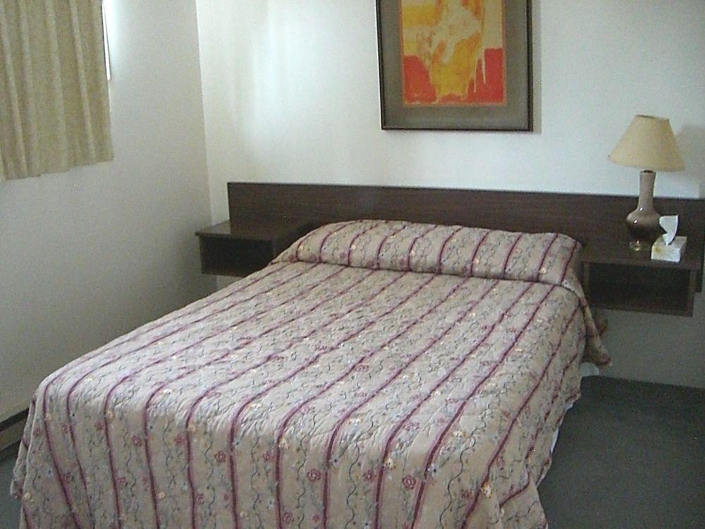 A-1 Alberni Inn 포트알버니 외부 사진