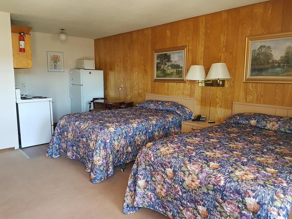 A-1 Alberni Inn 포트알버니 외부 사진