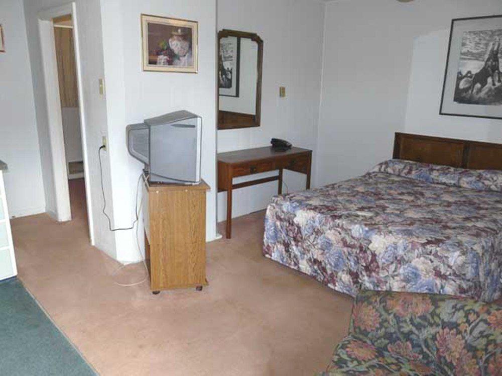 A-1 Alberni Inn 포트알버니 외부 사진