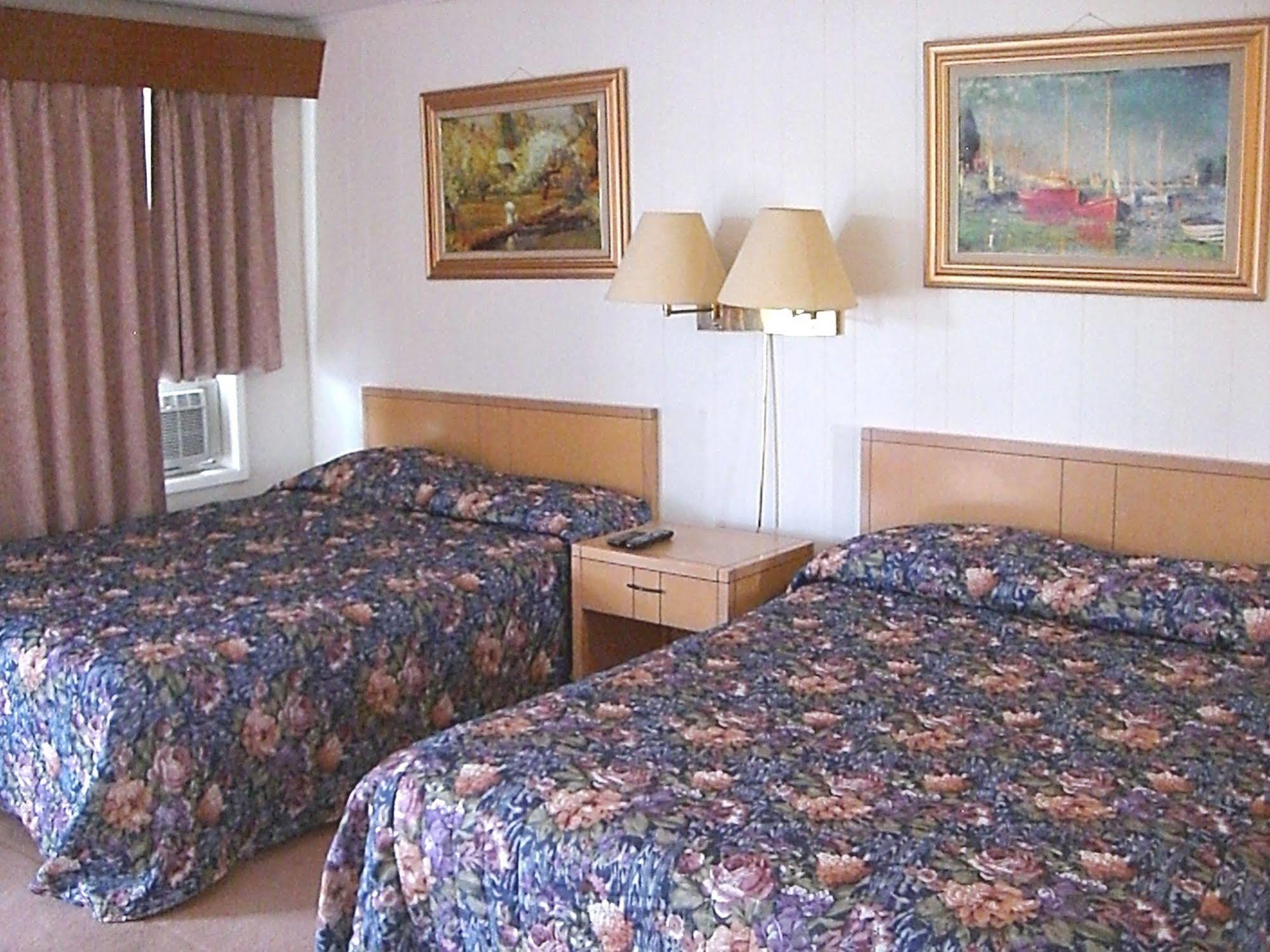A-1 Alberni Inn 포트알버니 외부 사진