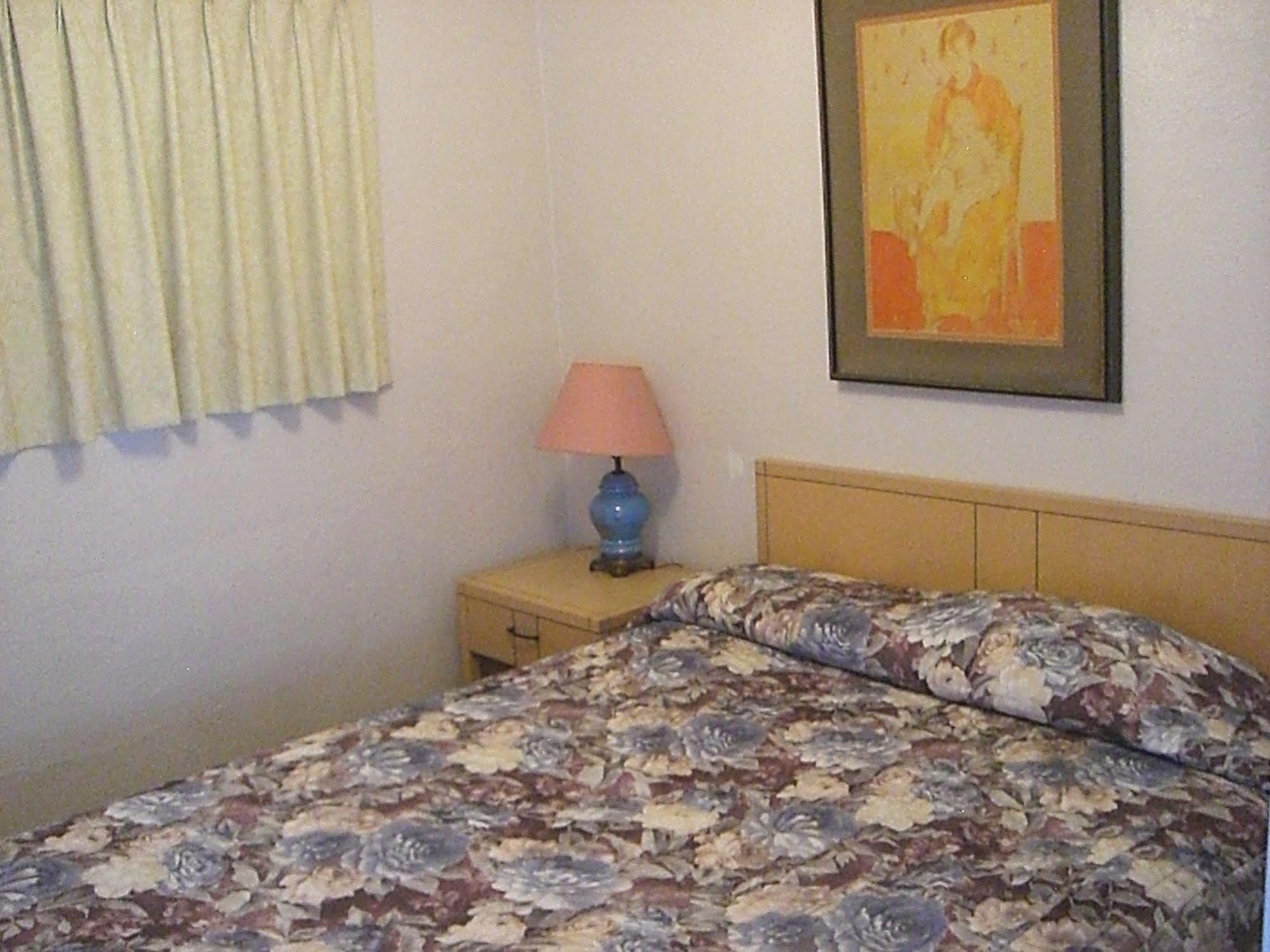 A-1 Alberni Inn 포트알버니 외부 사진